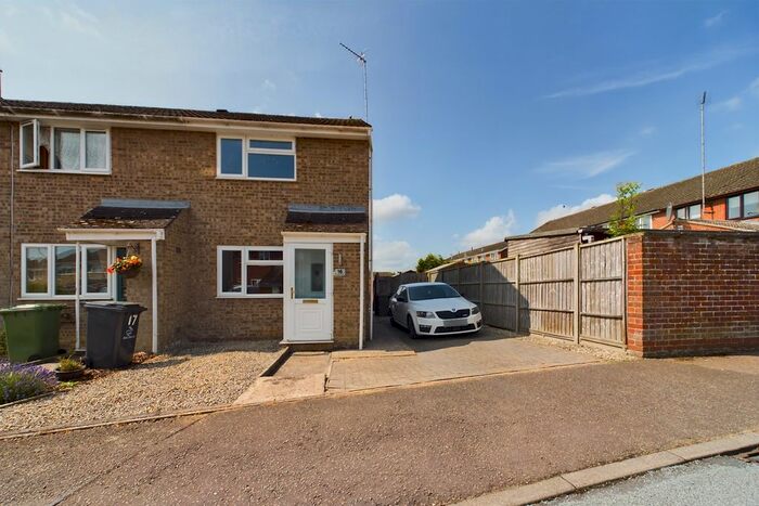 2 Bedroom End Of Terrace House To Rent In Shakespeare Way, Thetford, Norfolk, IP24