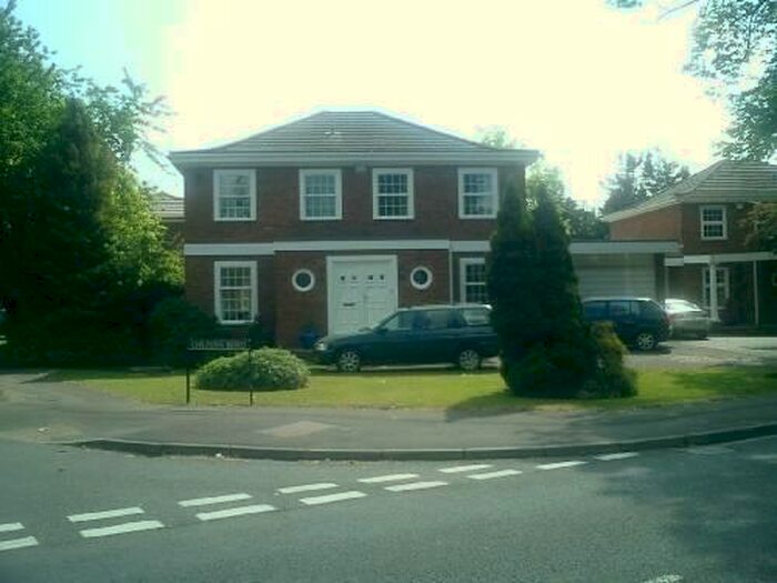 5 Bedroom House To Rent In Maidenhead, Bray Road, SL6
