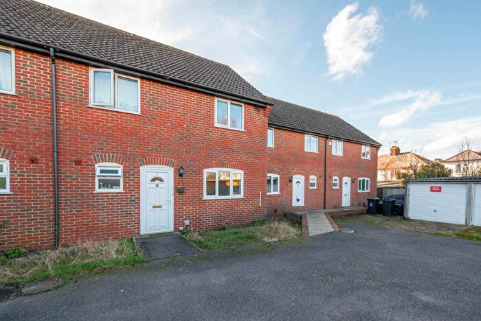 4 Bedroom Terraced House For Sale In Heaton Road, Canterbury, CT1