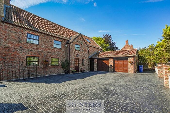 5 Bedroom Detached House For Sale In Newland, Selby, YO8