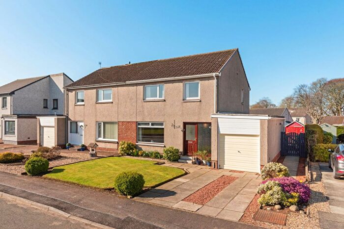 3 Bedroom Semi-Detached House For Sale In Starlaw Gardens, Bathgate, EH48