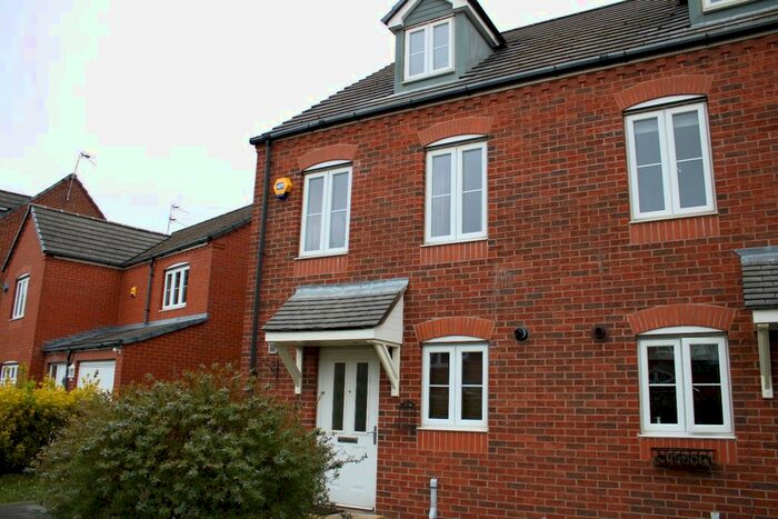 3 Bedroom Semi-Detached House To Rent In Speakman Way, Prescot, L34