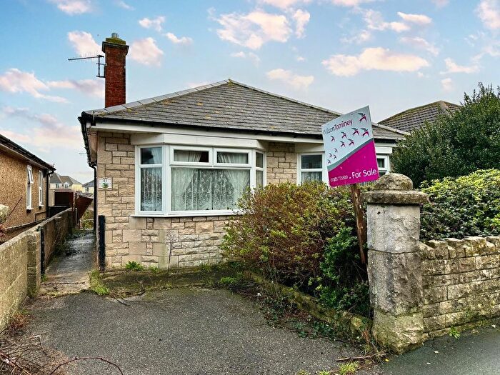 2 Bedroom Bungalow For Sale In Marlborough Avenue, Weymouth, DT4