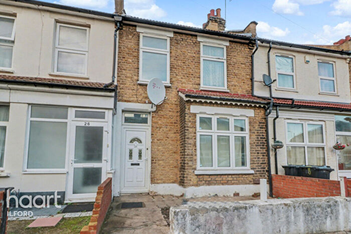 3 Bedroom Terraced House For Sale In Roman Road, Ilford, IG1