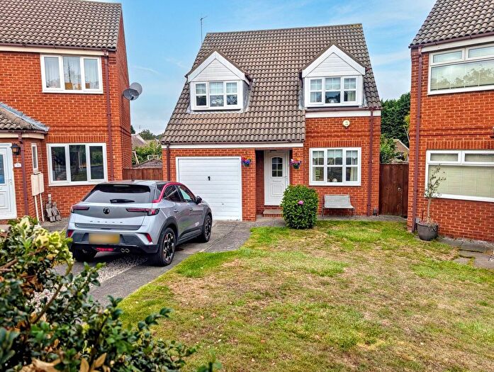 3 Bedroom Detached House For Sale In Dovedale Close, Norton, Stockton-On-Tees, TS20