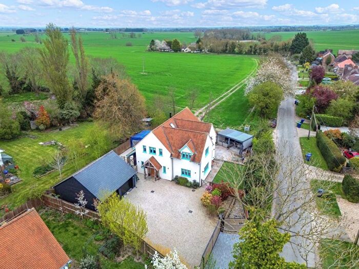 4 Bedroom Detached House For Sale In Bogs Gap Lane, Steeple Morden, SG8