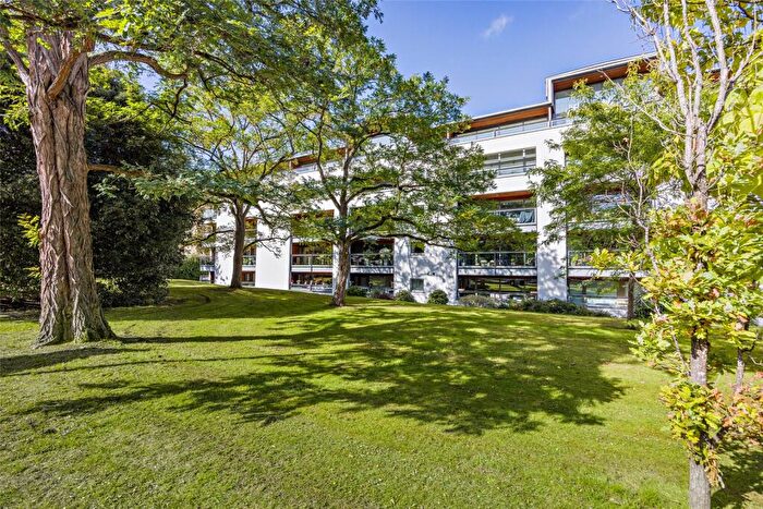 2 Bedroom Apartment For Sale In Century Court, Montpellier Grove, Cheltenham, Gloucestershire, GL50