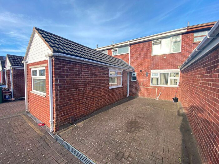 4 Bedroom Terraced House To Rent In Dysart Close, Coventry, CV1