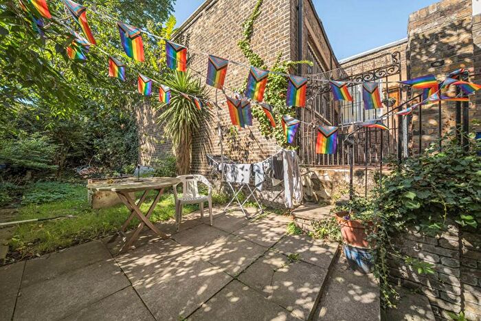 5 Bedroom House To Rent In Brokesley Street, Bow, London, E3