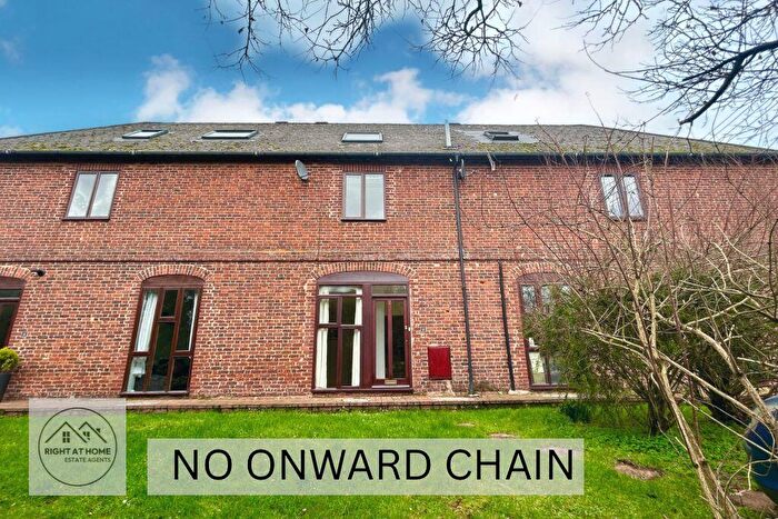 2 Bedroom Terraced House For Sale In Pinbrook Mews, Exeter, EX4