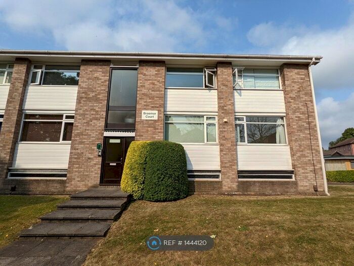 2 Bedroom Flat To Rent In Braemor Court, Bristol, BS9