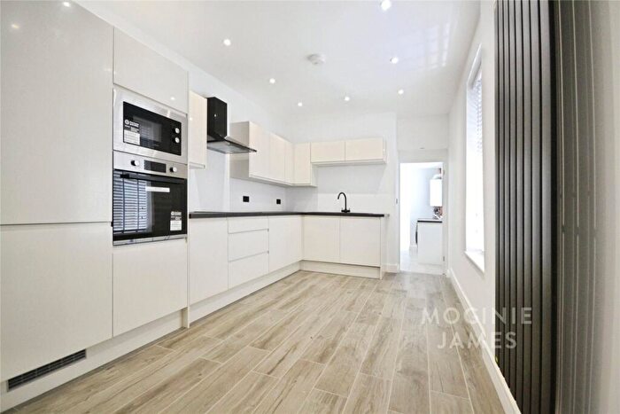 3 Bedroom Terraced House For Sale In Lisvane Street, Cathays, Cardiff, CF24