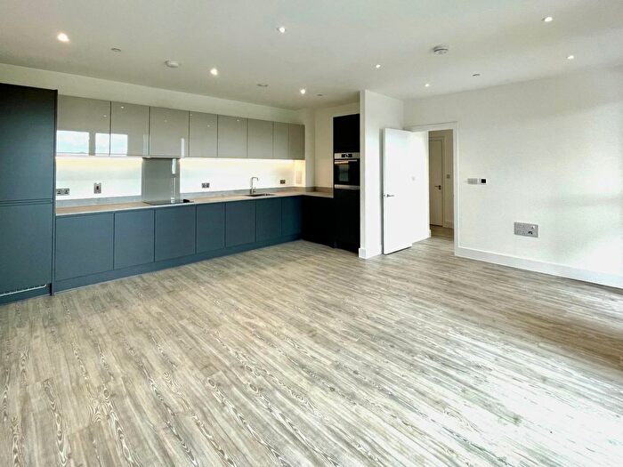 2 Bedroom Flat To Rent In Nest Way, London, SE2