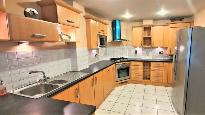 3 Bedroom Apartment To Rent In Steam Mill Street, Chester, CH3