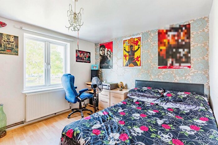 3 Bedroom Terraced House For Sale In Minerva Way, Wellingborough, NN8