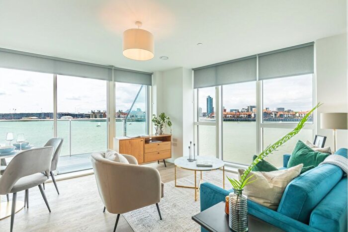 2 Bedroom Flat To Rent In Centenary Plaza, Southampton, SO19