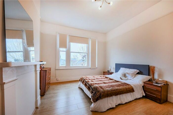 1 Bedroom Flat To Rent In Highlever Road, London, W10