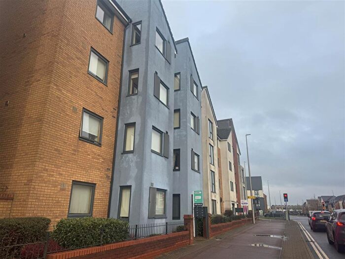 2 Bedroom Flat To Rent In Countess Way, Broughton, Milton Keynes, MK10