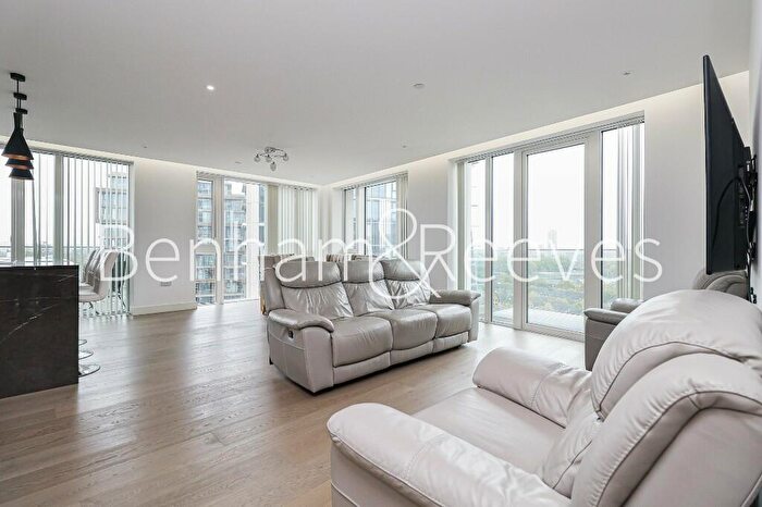 3 Bedroom Apartment To Rent In Vaughan Way, London, E1W