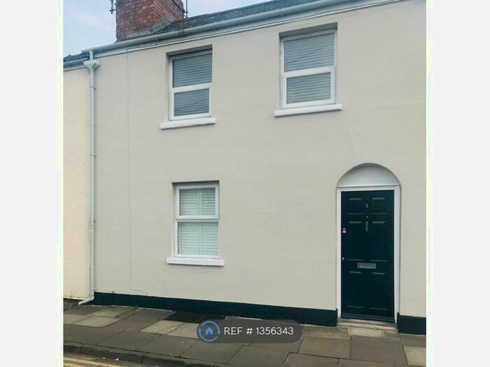 3 Bedroom Terraced House To Rent In All Saints Road, Cheltenham, GL52