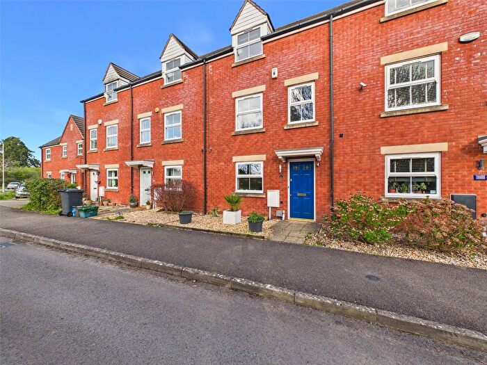 3 Bedroom Terraced House For Sale In The Plantation, Abbeymead, Gloucester, Gloucestershire, GL4