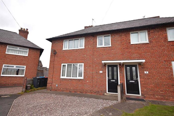 3 Bedroom Semi-Detached House For Sale In Talbot Gardens, Little Neston, Neston, CH64