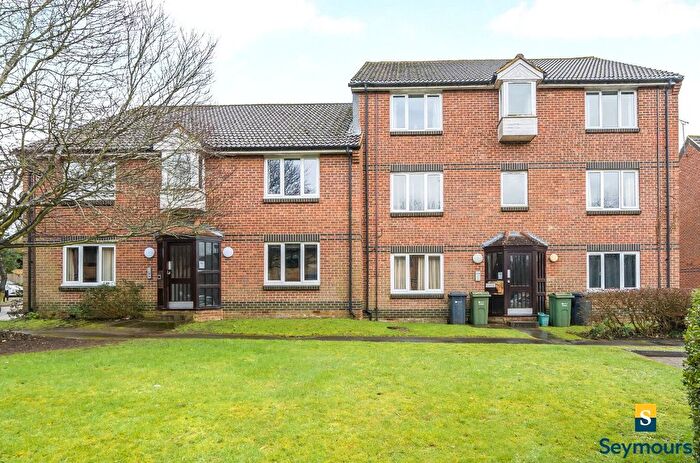 1 Bedroom Property For Sale In Guildford, Surrey, GU4