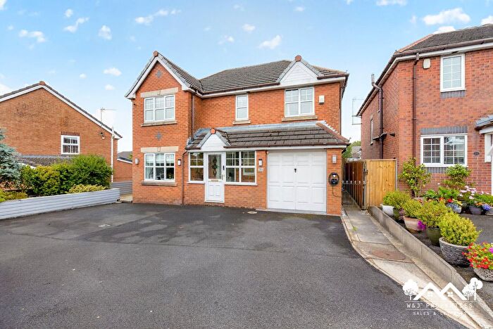 4 Bedroom Detached House For Sale In Simmons Way, Clayton Le Moors, Accrington, BB5