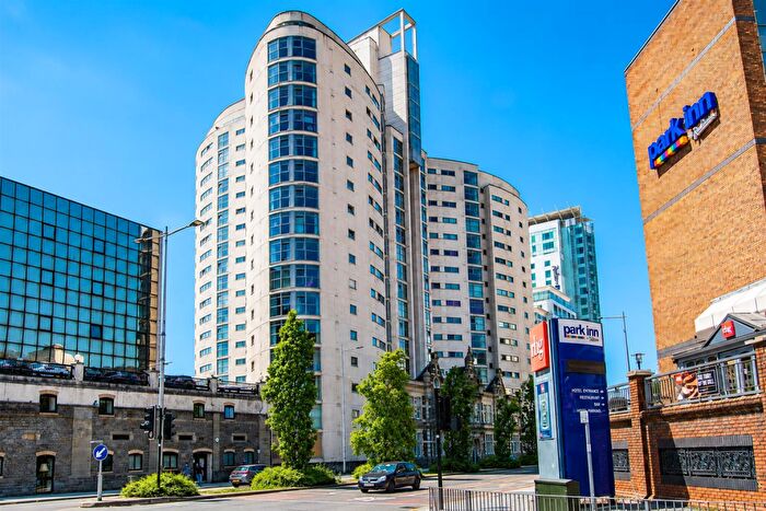 2 Bedroom Apartment To Rent In Altolusso, Bute Terrace, Cardiff, CF10