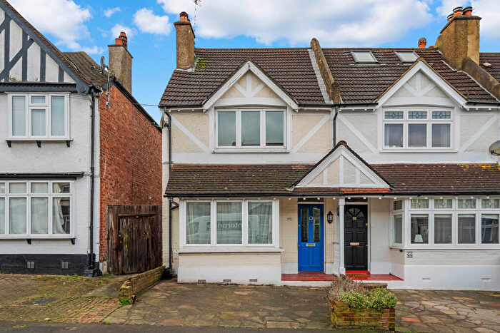 3 Bedroom End Of Terrace House For Sale In Cowper Gardens, South Wallington, SM6