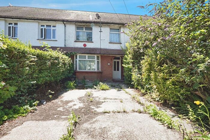 3 Bedroom Terraced House For Sale In Station Road, New Romney, TN28