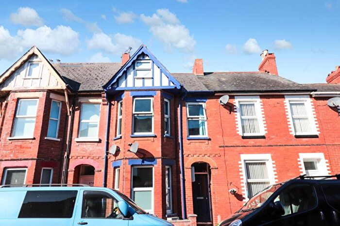 2 Bedroom Apartment For Sale In Egremont Road, Exmouth, EX8
