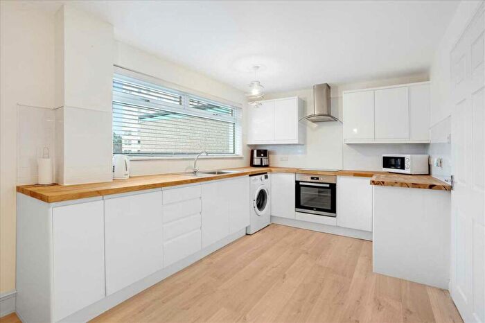 3 Bedroom Terraced House For Sale In Redgrave, Calderwood, East Kilbride, G74