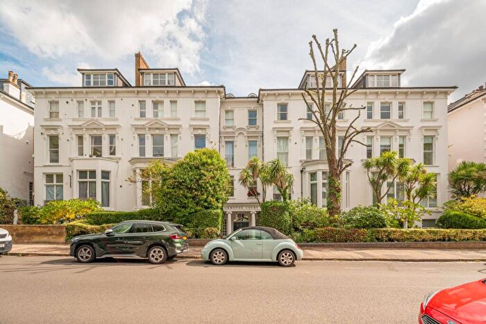 2 Bedroom Flat For Sale In Ormonde Court, Belsize Park, London, NW3
