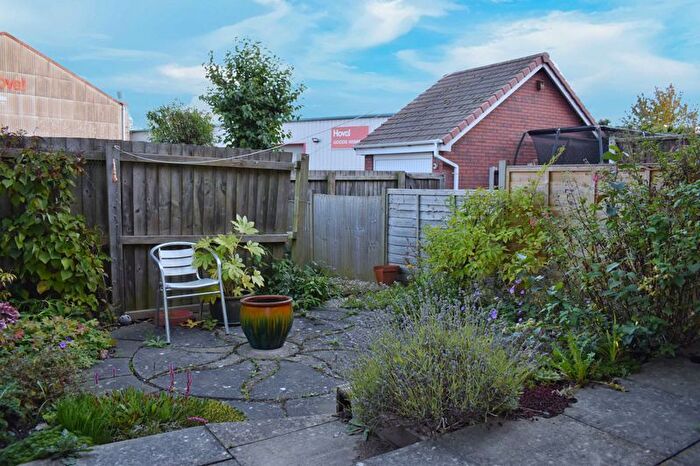 3 Bedroom Terraced House For Sale In Kings Sconce Avenue, Newark, NG24