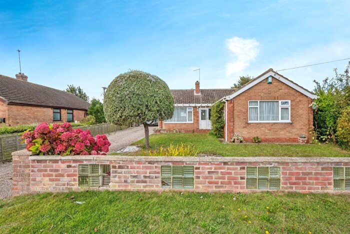 3 Bedroom Detached Bungalow For Sale In Beach Drive, Scratby, Great Yarmouth, NR29