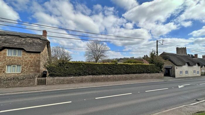 6 Bedroom Property For Sale In Donyatt, Ilminster, TA19