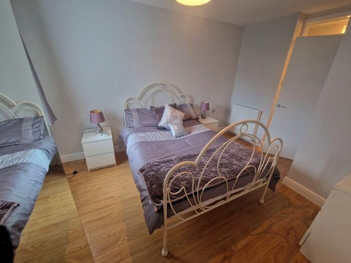 1 Bedroom Flat To Rent In Jute Street, City Centre, Aberdeen, AB24