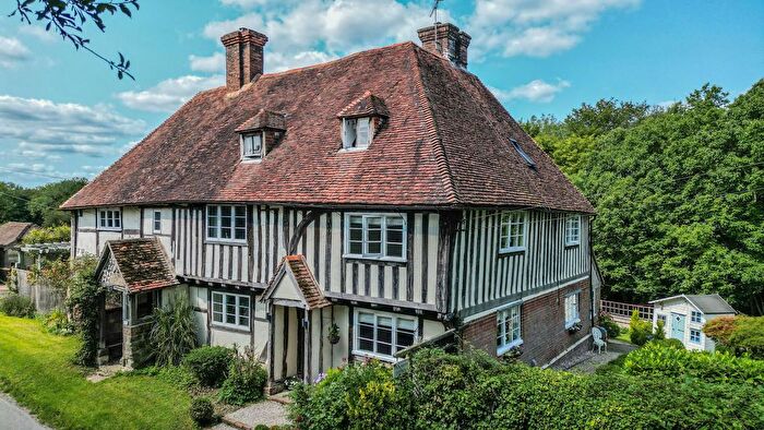 4 Bedroom Semi-Detached House For Sale In Water Lane, Hawkhurst, Cranbrook, TN18