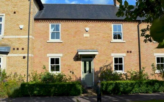 4 Bedroom Terraced House To Rent In Russell Walk, Fairfield, SG5