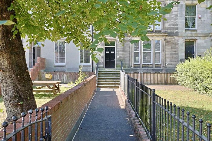 4 Bedroom Flat To Rent In Graingerville South, Westgate Road, Newcastle Upon Tyne, NE4