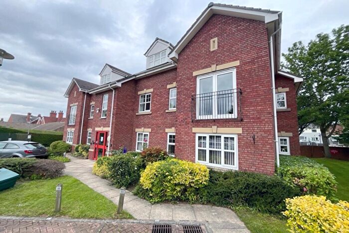 2 Bedroom Flat For Sale In Wickersley Road, Rotherham, Rotherham, S60