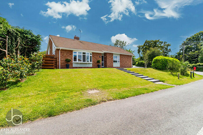 3 Bedroom Detached Bungalow For Sale In Strawberry Lane, Tiptree, CO5