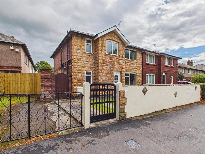 3 Bedroom Semi-Detached House For Sale In Palatine Avenue, Lancaster, LA1