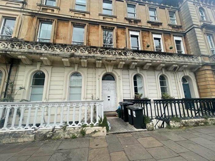 2 Bedroom Apartment To Rent In Victoria Square, Bristol, BS8