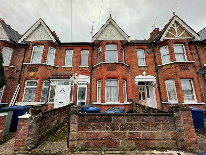 3 Bedroom Terraced House To Rent In Dormers Wells Lane, Southall, UB1