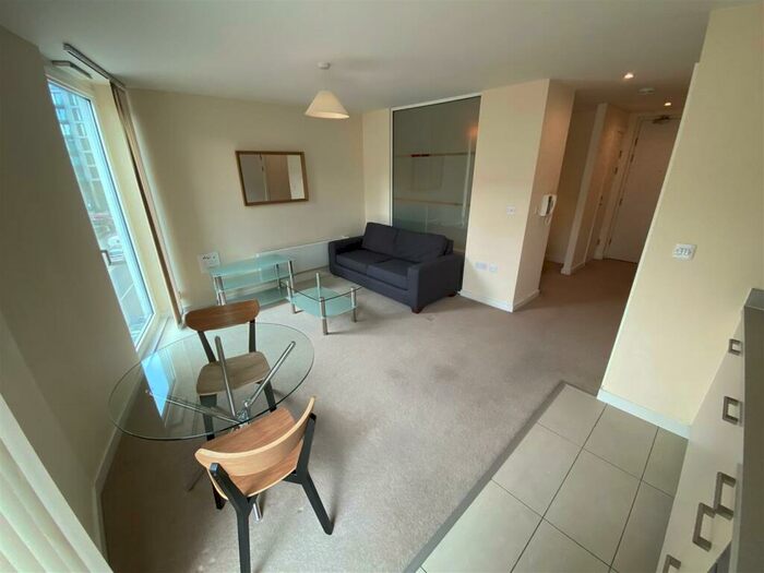 Studio To Rent In Spectrum, Block, Blackfriars Road, M3