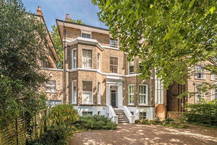 1 Bedroom Flat For Sale In St. Johns Park, Blackheath, SE3