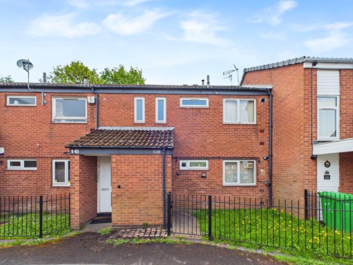 1 Bedroom Maisonette For Sale In Bruce Close, Nottingham, NG2