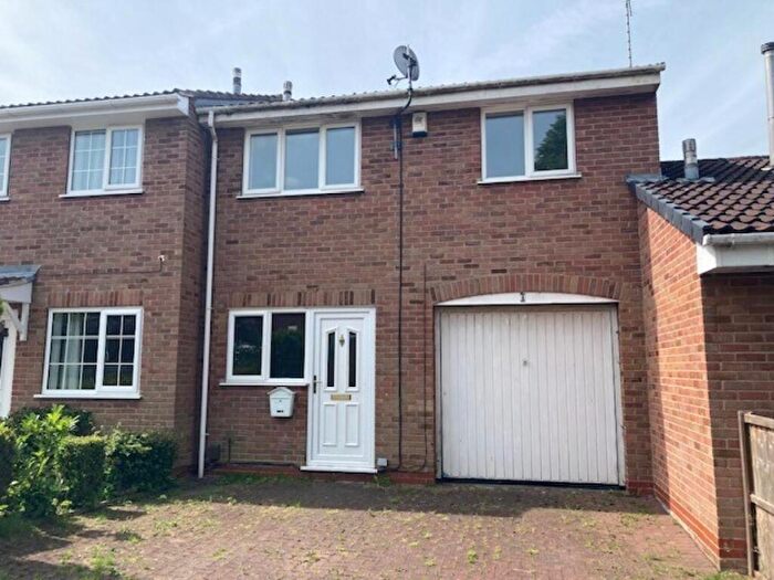2 Bedroom Town House To Rent In Bedroom Town House, Pinecroft Court, Oakwood, DE21